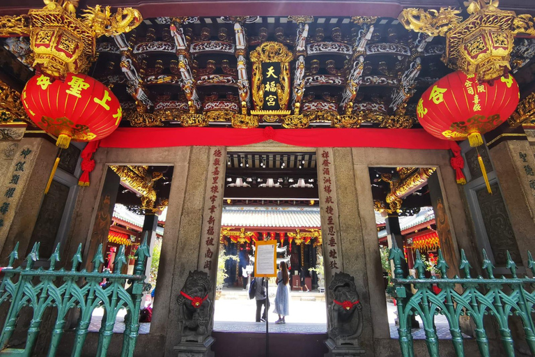 Singapore: Guided Walking Tour of Chinatown & Botanic Garden