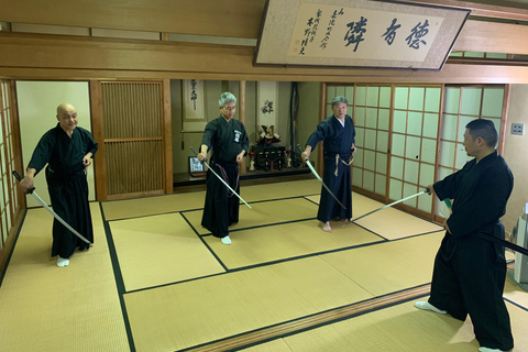 Osaka:Step into the Samurai World: Learn Iaido from a Master