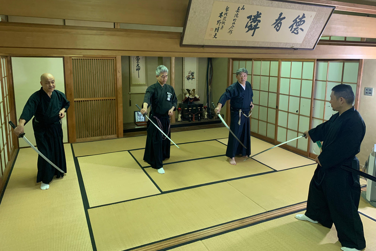 Osaka:Step into the Samurai World: Learn Iaido from a Master
