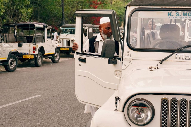 斋浦尔：琥珀堡、纳哈加尔堡、贾加尔堡吉普车之旅琥珀堡吉普车之旅（含导览）