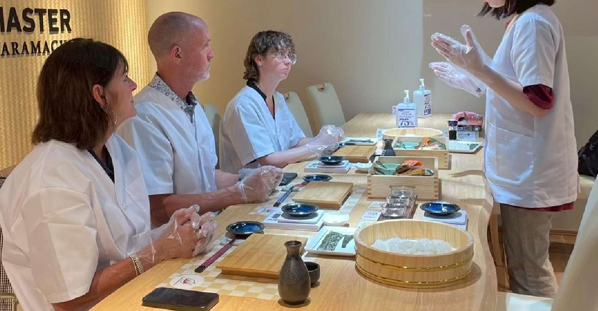 Kyoto: Hands-on Sushi Making Experience photo 14