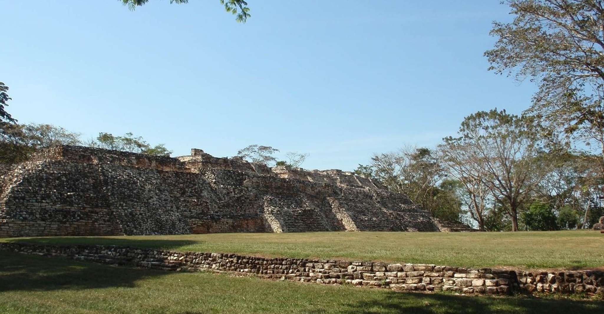 El Salto waterfall and visit to Pomoná and Moral Sites - Housity