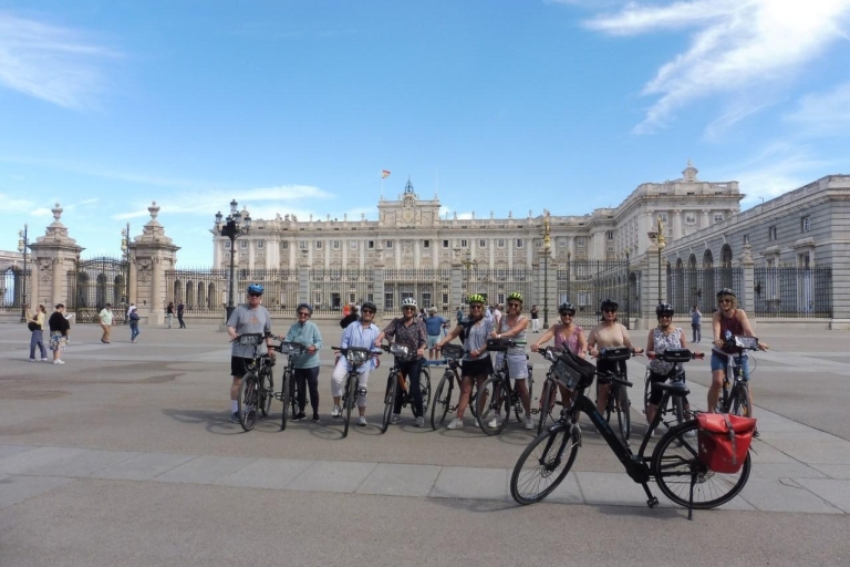 Visite privée à vélo de Madrid | Visite guidée haut de gammeVisite à vélo standard