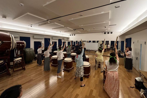 Osaka: Japanese Drum Taiko Workshop