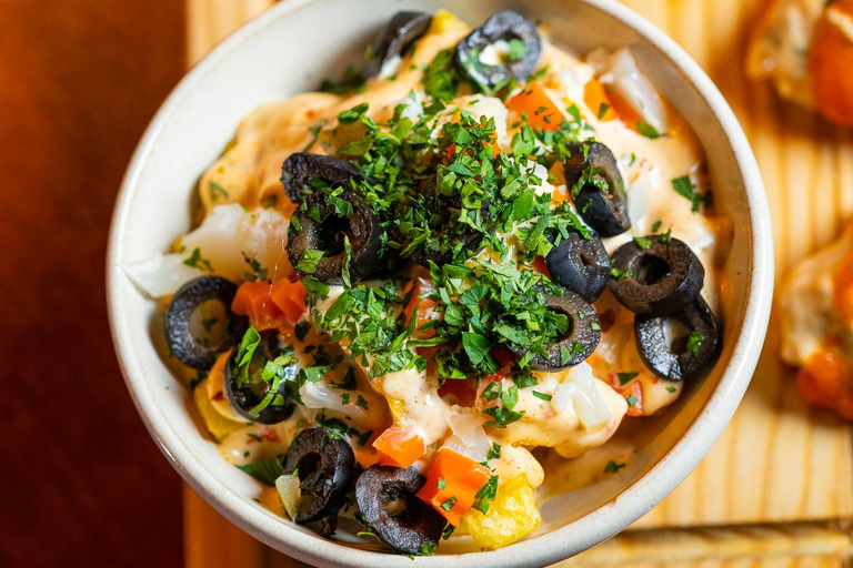 Lisbon: New Year’s Eve Dinner at Taverna das Marias