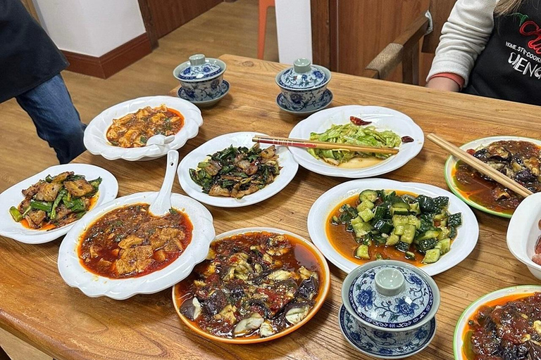 Chengdu: Cooking Class with Fresh Market Half Day Experience Chengdu: 3 Dishes Cooking Class