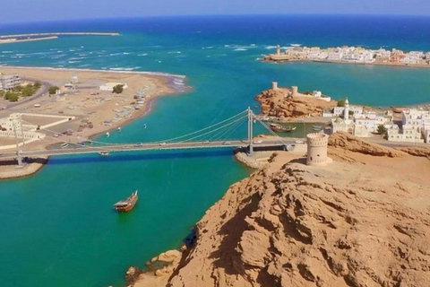 3-Day Oman Adventure: Wadis, Desert Camping & Meals by Guide