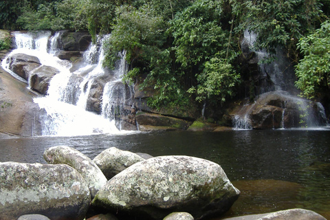 Aventure en Jeep à Paraty : sentier écologique, distillerie et baignade dans la rivièreAventure en Jeep à Paraty : parcours écologique, distillerie et baignade dans la rivièr