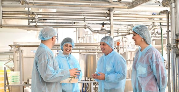 Cagliari: visit a cheese factory with tasting