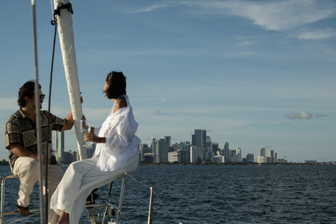 Miami: Intimate Unique Wine Tasting Sailing Experience Intimate, Unique Wine Tasting Sail Experience