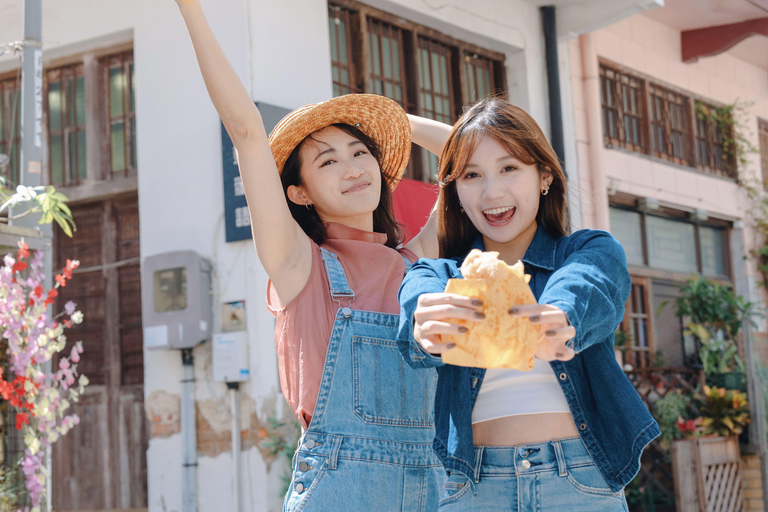 Hong Kong: Lantau, Big Buddha & Tai O Tour w/Private Coach