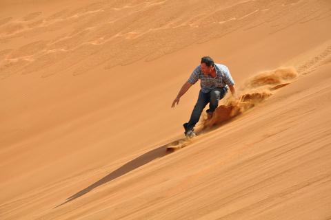 3000cc duinbuggyrit met zandboarden - Rode duinenDuin Buggy Avontuur +Zandboarden - Dubai Rode Duinen