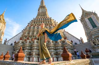Wat Arun: Thai-Kostüm-Erlebnis mit ortskundigem Guide