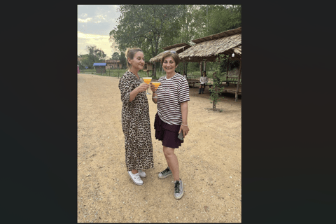 Pattaya : Long Neck Village Night Tour With Transfer