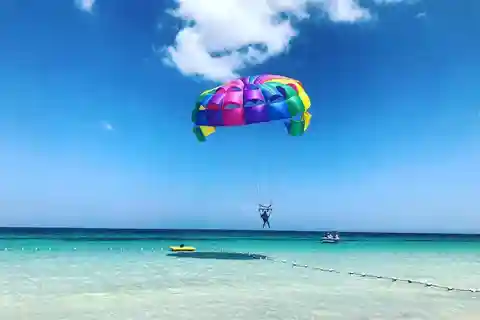 Montego Bay: Parasailing Adventure tickets