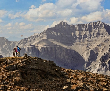 Canmore: Intro to Mountains - Summit Hiking Tour with Guide