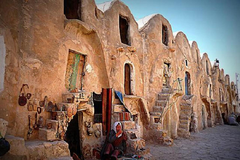 From Djerba: 4x4 Desert Fortresses, Villages & Chenini Tour