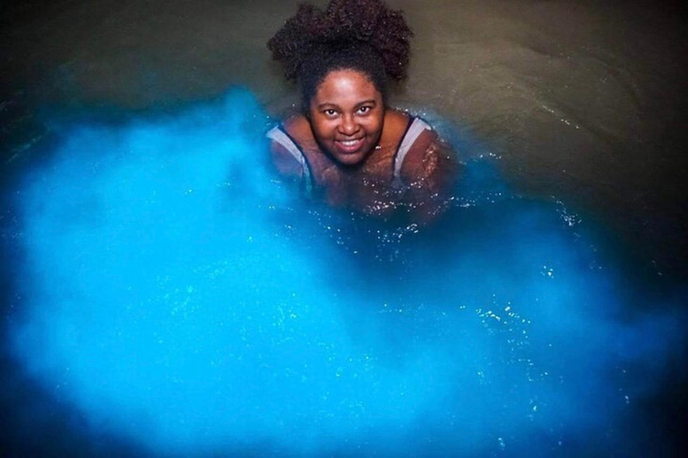 闪闪发光的泻湖之旅光辉泻湖闪闪发光的水域之旅