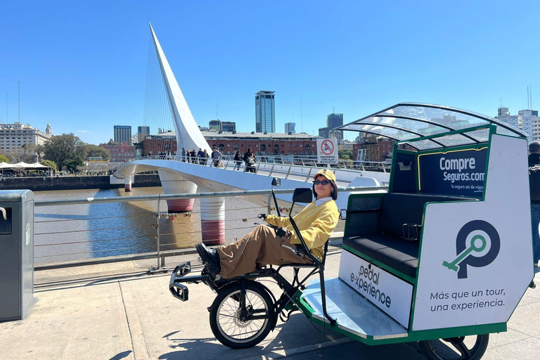 在MOBI上发现马德罗港，这是一种新的旅游交通工具。在MOBI——新型观光交通工具上，我发现了马德罗港。