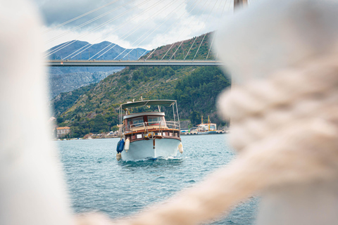 Dubrovnik: Full-Day Elaphiti Islands Boat Tour with Snacks