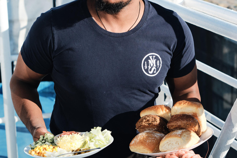 Estocolmo: crucero con gambas y tacos ilimitados y banda de versiones.Estocolmo: Crucero con camarones y tacos ilimitados y banda de covers