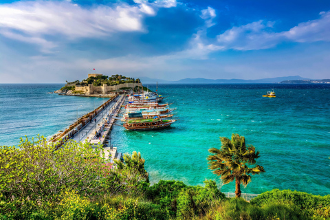 Kuşadası: Walking Tour with Pigeon Island and Caravanserai