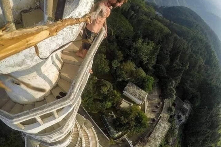 康提：兰博达瀑布和普纳瀑布，以及安布鲁瓦瓦天空塔日落康提：兰博达瀑布和普纳瀑布，以及安布卢瓦瓦天空塔日落之旅