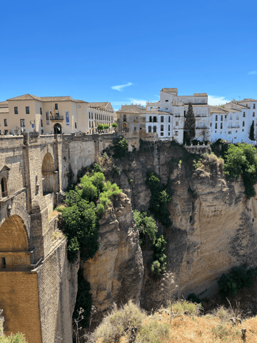 From Malaga: Ronda and Setenil de las Bodegas Day Trip