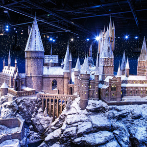 London: Warner Bros. Studio Tour and River Thames Cruise