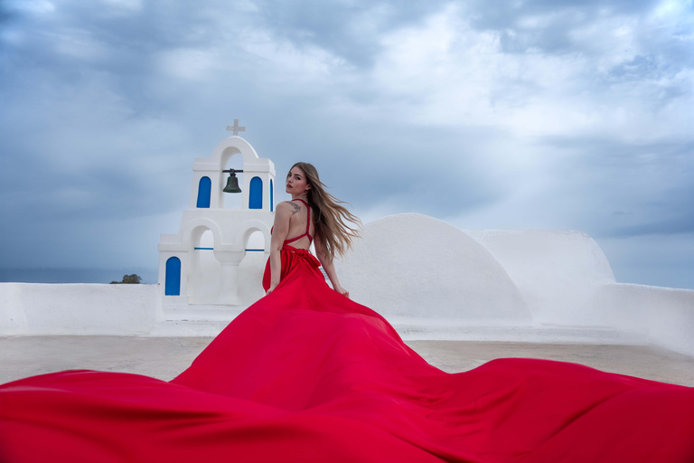 Oía: Santorini Professional Photoshoot with Edited Photos