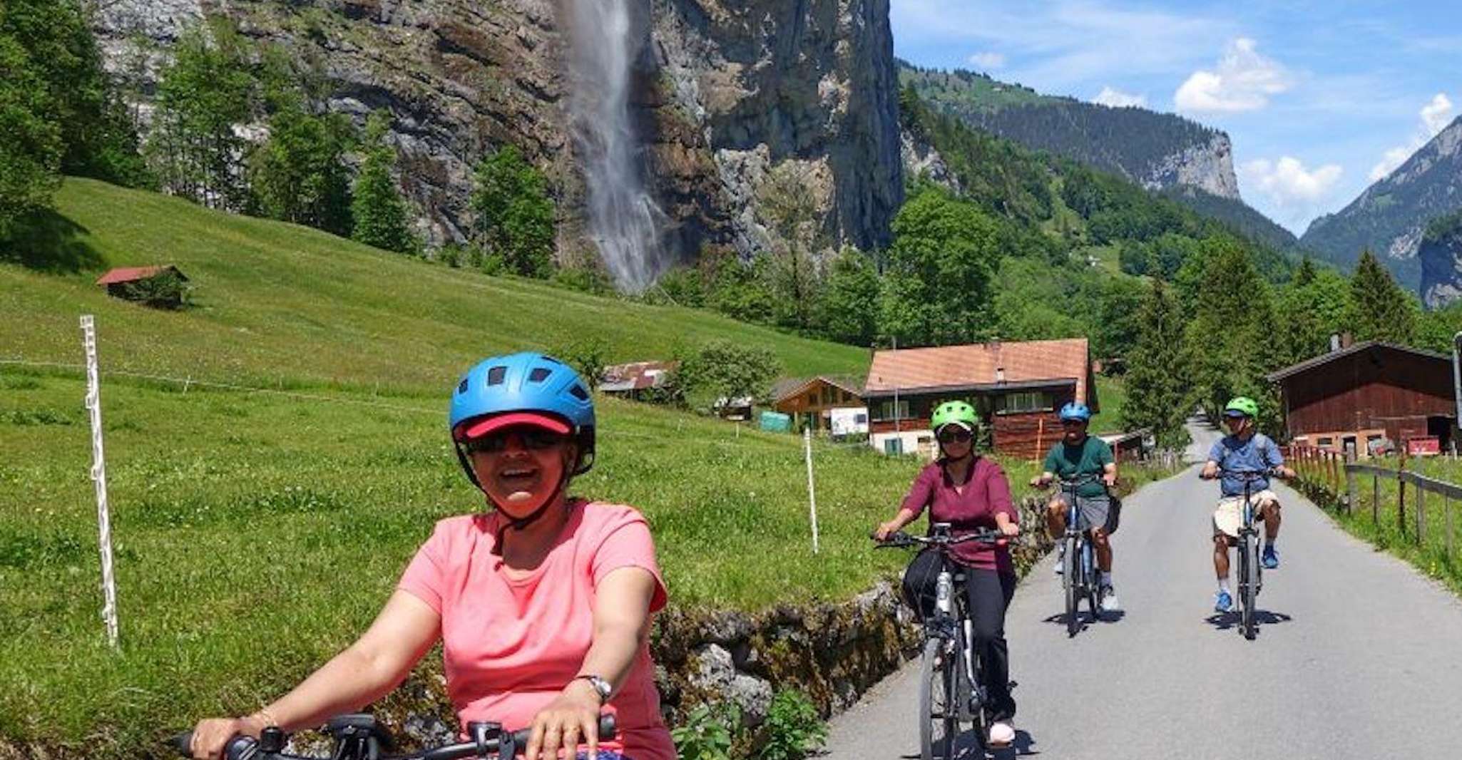 Interlaken, 72 Waterfalls Valley & Lauterbrunnen E-Bike Tour - Housity