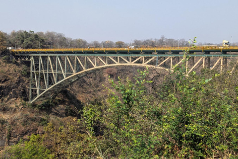 Victoria Falls Guided Walking Tour: Zimbabwe & Zambia