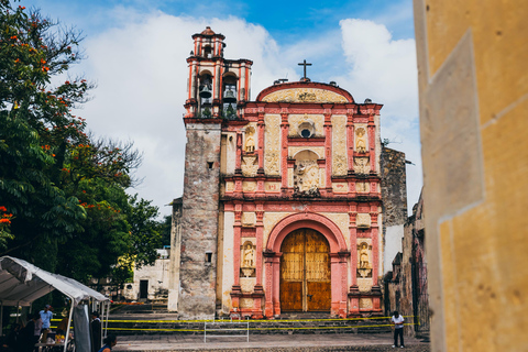 Taxco "Magical Town" and Cuernavaca Sightseeing Tour, departing from Mexico City Taxco and Cuernavaca, with lunch included (without drinks)