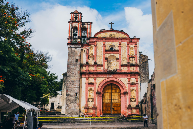 Taxco "Magical Town" and Cuernavaca Sightseeing Tour, departing from Mexico City Taxco and Cuernavaca, with lunch included (without drinks)