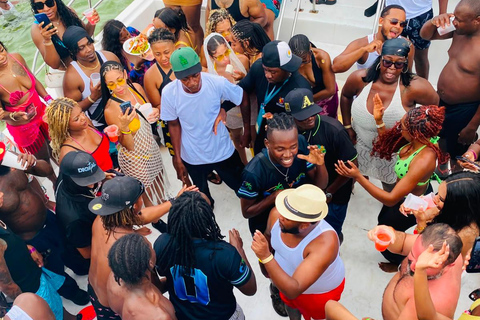 King of Kings Punta Cana – VIP Party Boat with DJ, Open Bar