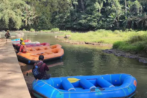 Nepal van Java Village & Elo River Rafting Tour