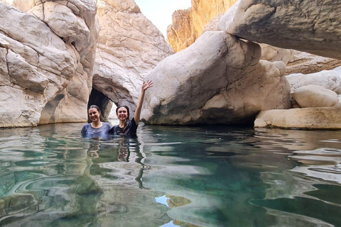 Oman: Private 3-Day Lifetime Roundtrip Package Tour