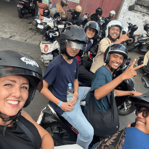 Yogyakarta Scooter Tour & Taste Local Food – Morning/Evening