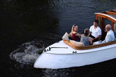 Amsterdam: Hidden Gems Canal Cruise Small Group Shared - Hidden Gems Canal Cruise