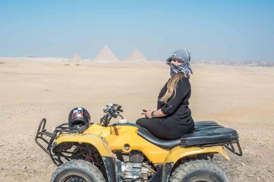 Kairo: Pyramiden, Kamelritt, Shopping Tour mit ATV Option. Foto: GetYourGuide