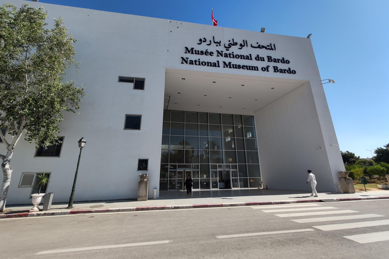 Tunis: Bardo Museum and Medina Guided Tour