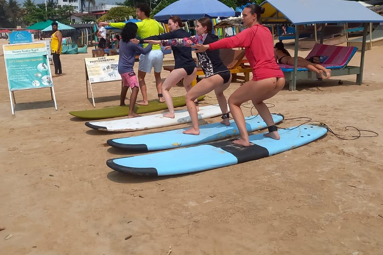 Surf & Stay – Beginner Surf Lessons with Stand‑Up Guarantee Mirissa: Surfing Lesson with Equipment & ISA Instructor