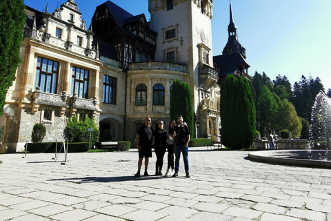 Bucarest: Tour de medio día por el Castillo de Peles