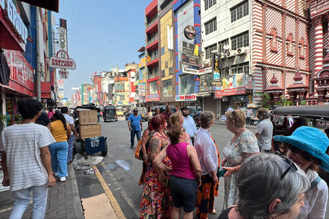 Colombo: Hidden Stories, Colonial Heritage Tuk-Tuk Tour