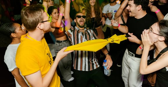 Lisbon Pub Crawl with Open Bar, Shots & VIP Club Entry