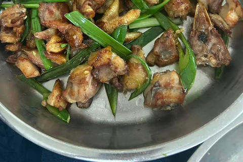 Guangzhou: Cantonese Dinner, Tea, and Philosophy Experience