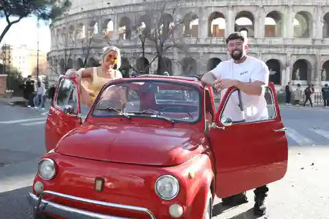 Rom - en stadsrundtur Stadsvandring i en Retro Fiat 500 med fotostopp