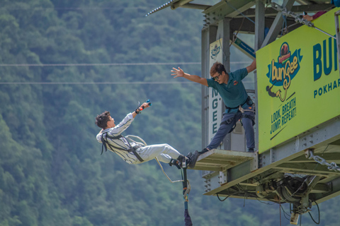 Skok na bungee w Pokharze