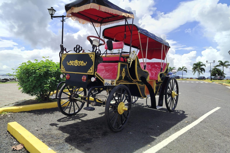 Panama City: Guided Carriage Tour in the Old Town