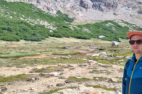 Refugio Frey: 2-Day Hiking Tour with Meals